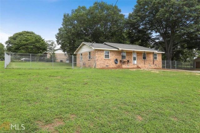 1611 Wesley Way, Conyers, GA 30012