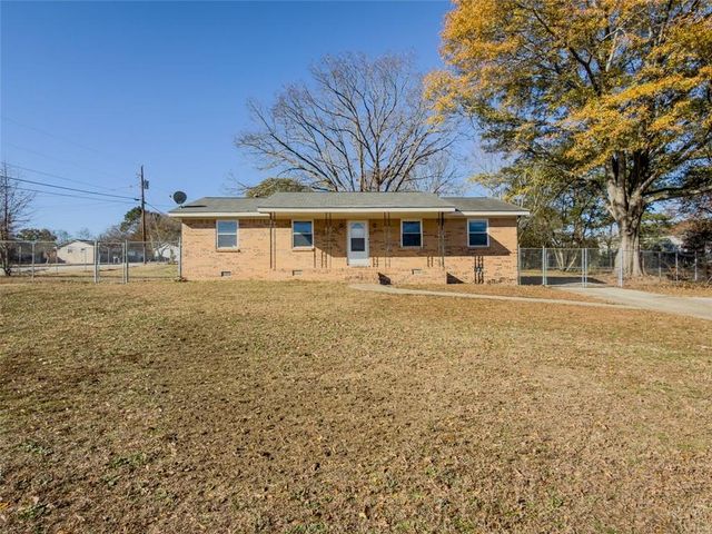 1611 Wesley Way, Conyers, GA 30012