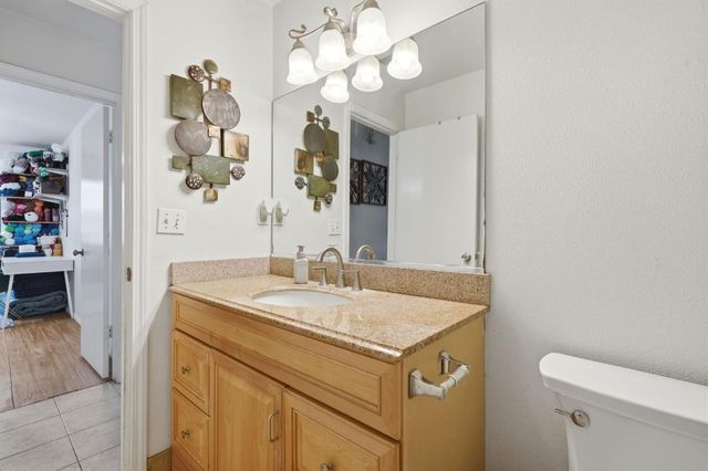 3672 W Garland Avenue, Fresno, CA 93722