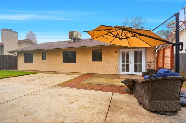 3672 W Garland Avenue, Fresno, CA 93722