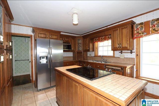 30 HIDDEN HILLS LANE, Talladega, AL 35160