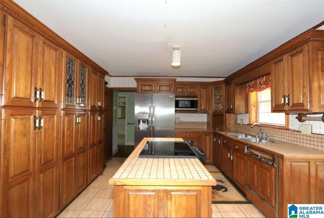 30 HIDDEN HILLS LANE, Talladega, AL 35160
