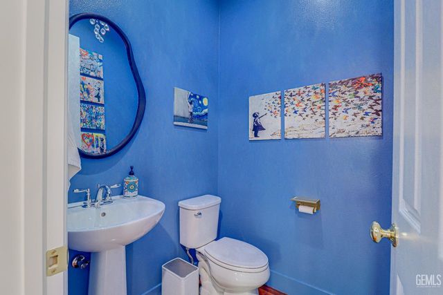 6001 Trafford Place, Bakersfield, CA 93306