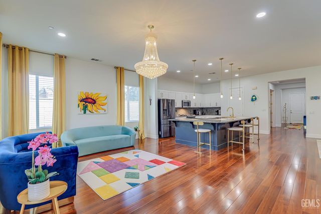 6001 Trafford Place, Bakersfield, CA 93306