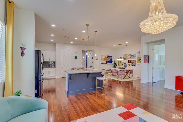 6001 Trafford Place, Bakersfield, CA 93306