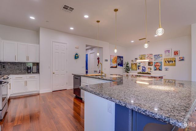 6001 Trafford Place, Bakersfield, CA 93306