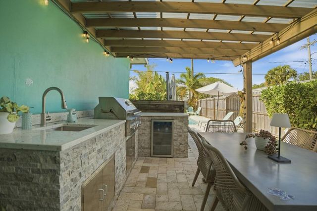 525 N L Street, Lake Worth Beach, FL 33460