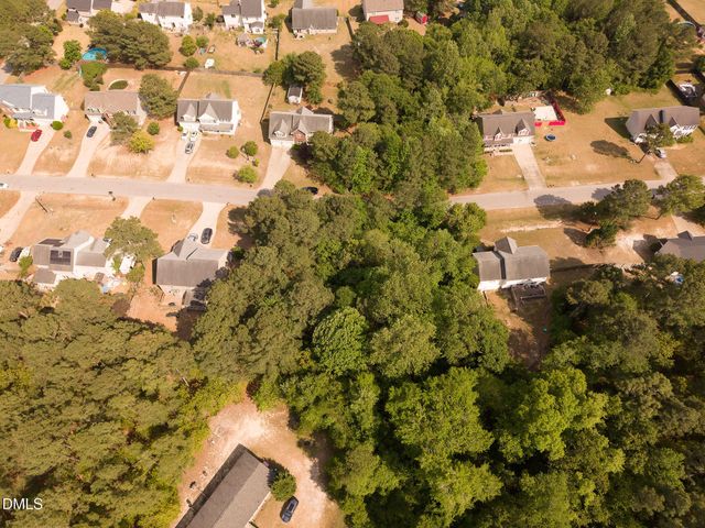 76 Briarwood Place, Sanford, NC 27332
