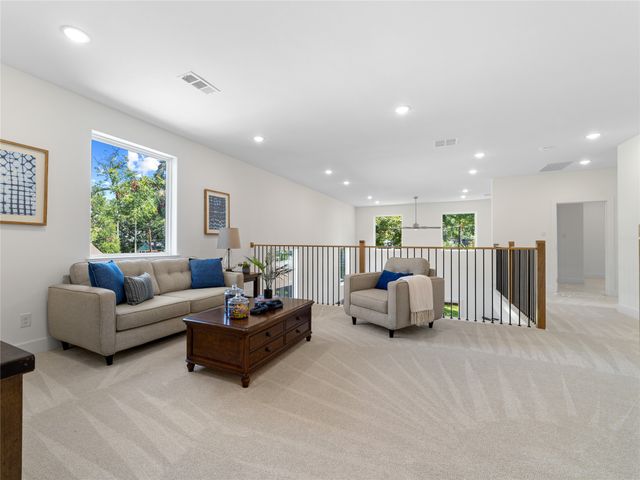 426 Martinique Avenue, Dallas, TX 75223