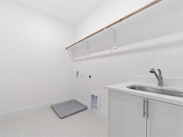 426 Martinique Avenue, Dallas, TX 75223