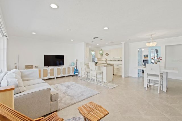 6725 ROXBURY DRIVE, Sarasota, FL 34231