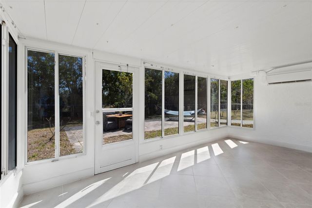 6725 ROXBURY DRIVE, Sarasota, FL 34231