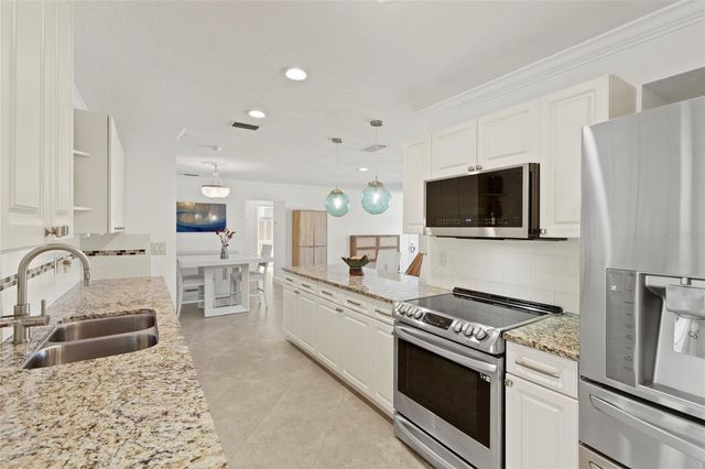 6725 ROXBURY DRIVE, Sarasota, FL 34231