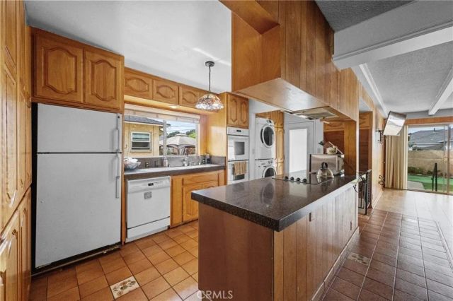 6129 Greenmeadow, Lakewood, CA 90713