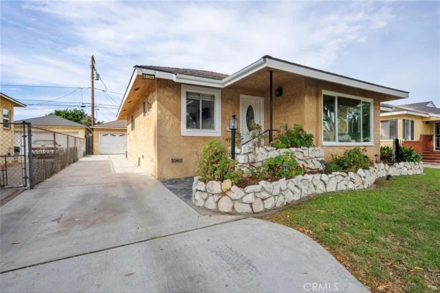 6129 Greenmeadow, Lakewood, CA 90713