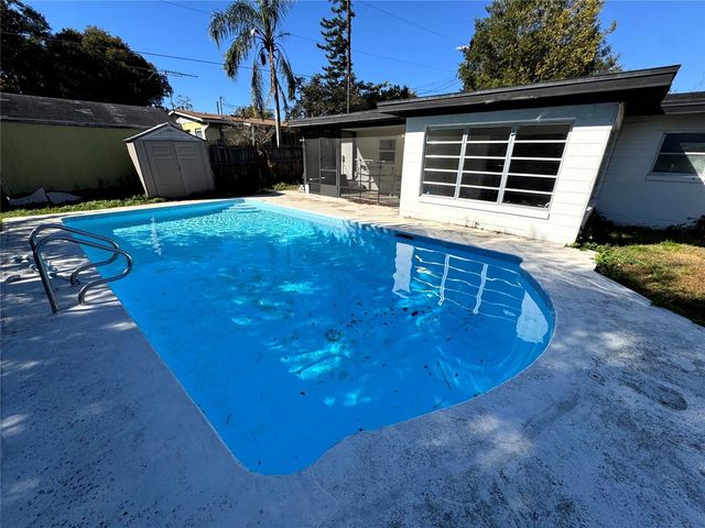 1412 LAKECREST DRIVE, Apopka, FL 32703