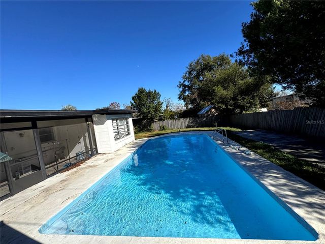 1412 LAKECREST DRIVE, Apopka, FL 32703