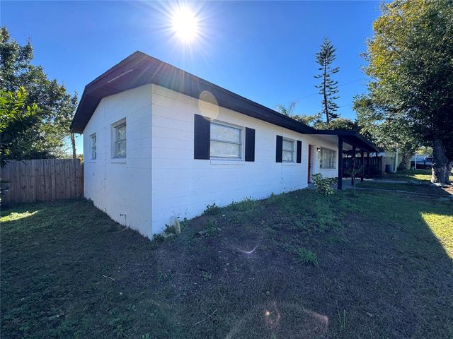 1412 LAKECREST DRIVE, Apopka, FL 32703