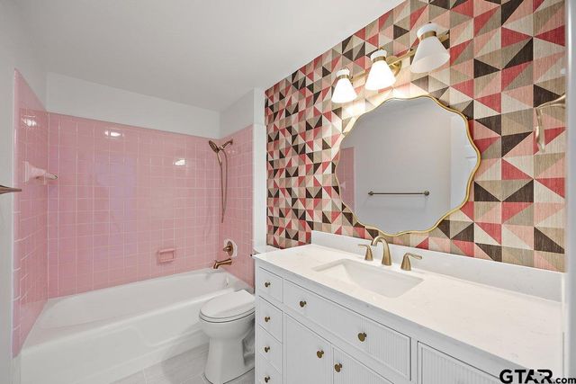 199 Plum St, Rusk, TX 75785