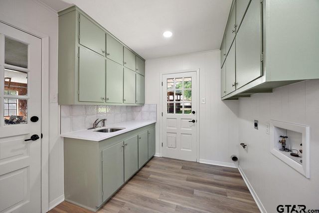 199 Plum St, Rusk, TX 75785