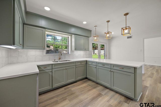 199 Plum St, Rusk, TX 75785