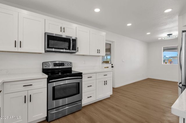 6017 E BOISE Street, Mesa, AZ 85205