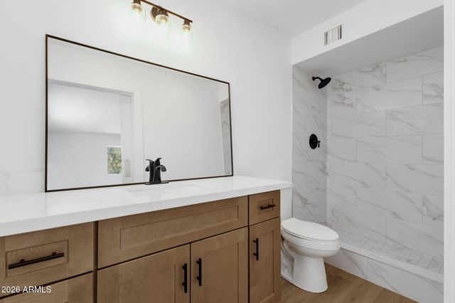 6017 E BOISE Street, Mesa, AZ 85205