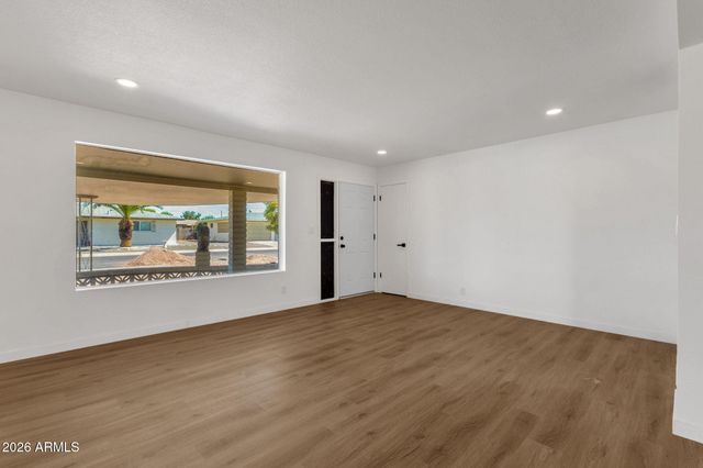 6017 E BOISE Street, Mesa, AZ 85205
