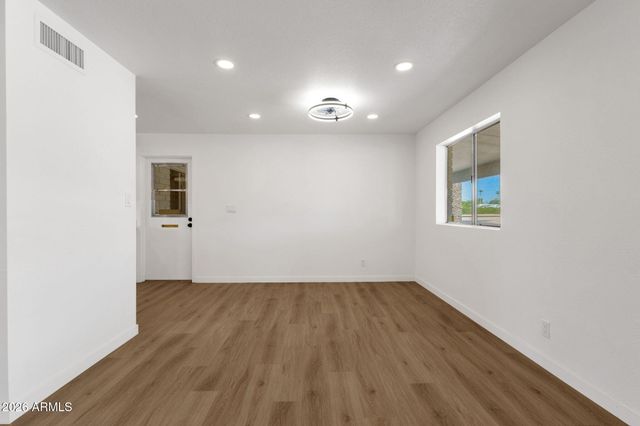 6017 E BOISE Street, Mesa, AZ 85205