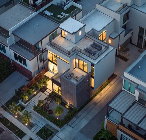 3513 Edgewater Street, Dallas, TX 75205
