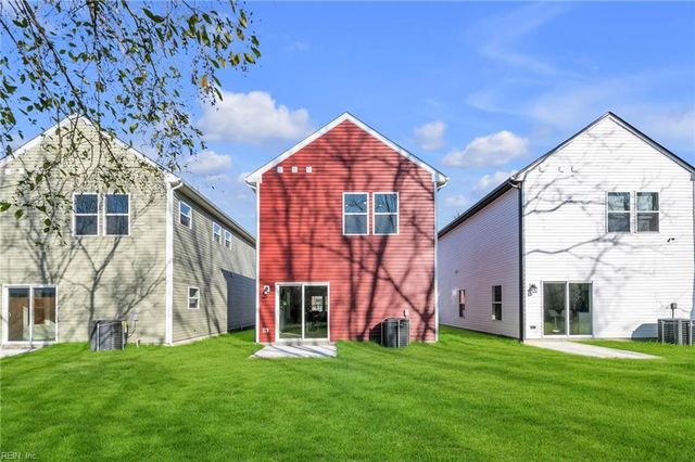 721 Ashley AVE A, Suffolk, VA 23434