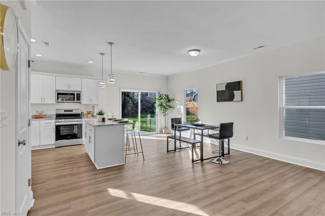 721 Ashley AVE A, Suffolk, VA 23434