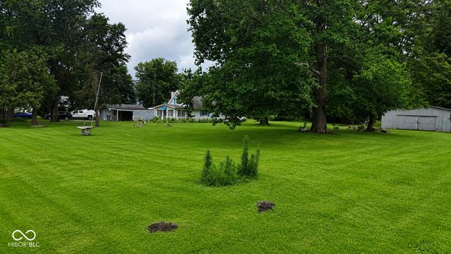 6964 W 800 S, Pendleton, IN 46064