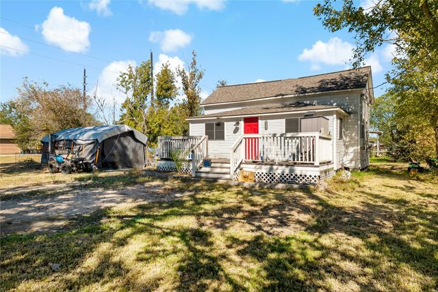 8915 W Richmond Street, Needville, TX 77461