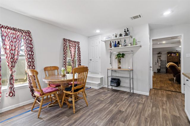 8915 W Richmond Street, Needville, TX 77461