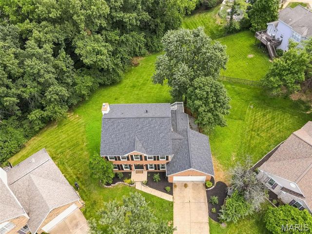 501 Oak Leaf Manor Court, Ballwin, MO 63021
