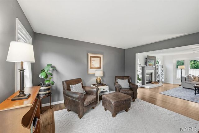 501 Oak Leaf Manor Court, Ballwin, MO 63021