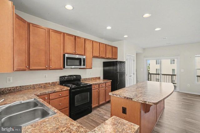 3108 ALLIANCE CT, Fredericksburg, VA 22408