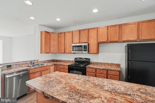 3108 ALLIANCE CT, Fredericksburg, VA 22408