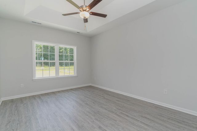35 Double Pond Dr, Georgetown, SC 29440