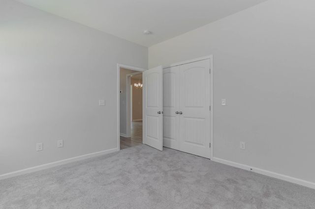 35 Double Pond Dr, Georgetown, SC 29440