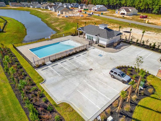 35 Double Pond Dr, Georgetown, SC 29440