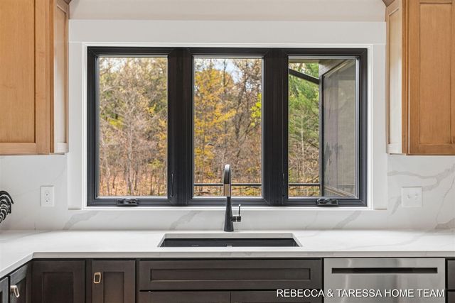 400 Sabine Drive 8, Muskegon, MI 49442