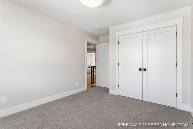 400 Sabine Drive 8, Muskegon, MI 49442