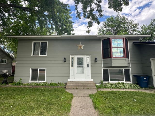 153 2nd Street, Dawson, MN 56232