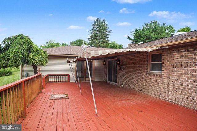 2170 TWIGDEN CT, York, PA 17403