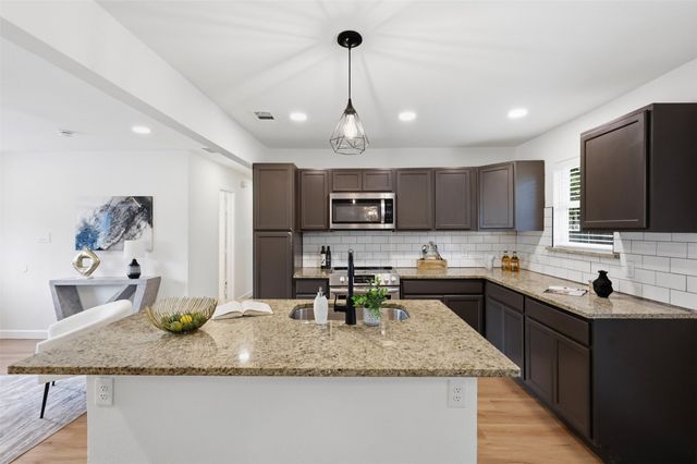 2511 Emerald Drive, Mesquite, TX 75150