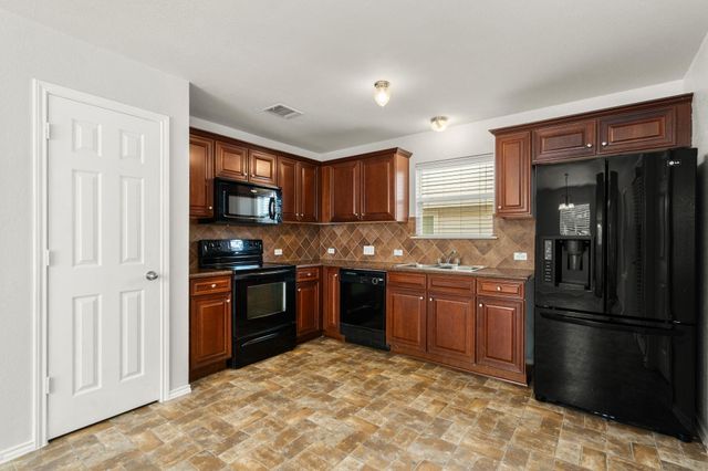 710 Alamo Plaza DR, Cedar Park, TX 78613