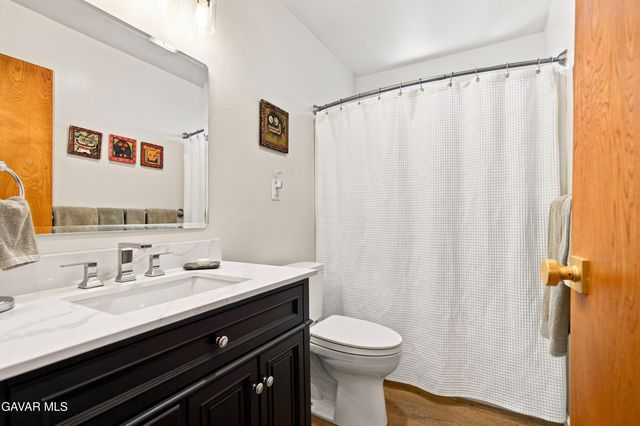 40051 W 72nd Street, Leona Valley, CA 93551