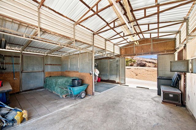 40051 W 72nd Street, Leona Valley, CA 93551